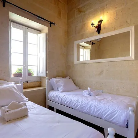 The Great Gozo Getaway Farmhouse With Pool *